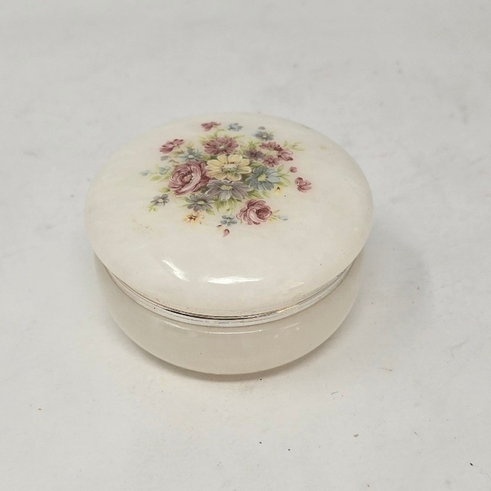 Vtg Italian alabaster trinket box jewelry ring box cottagecore floral